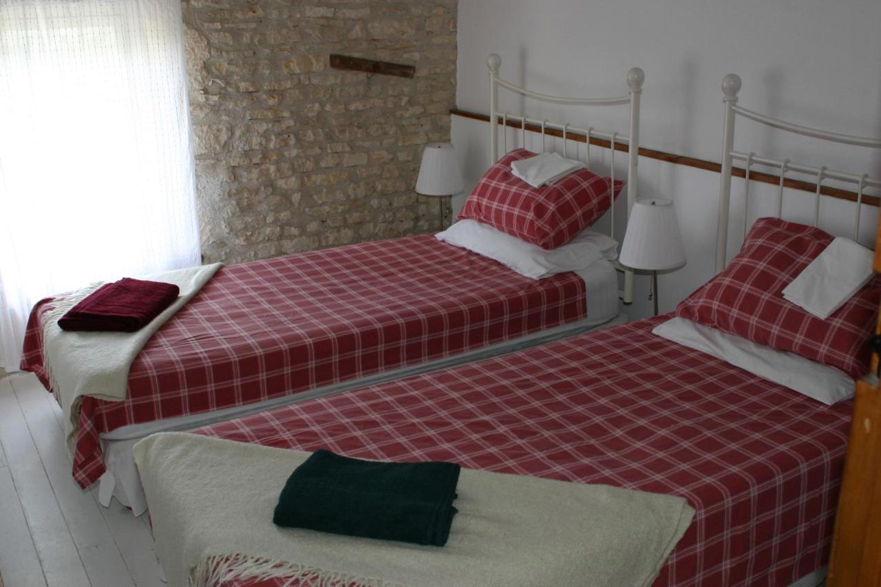 Gite Chez Riviere Nantillé Εξωτερικό φωτογραφία